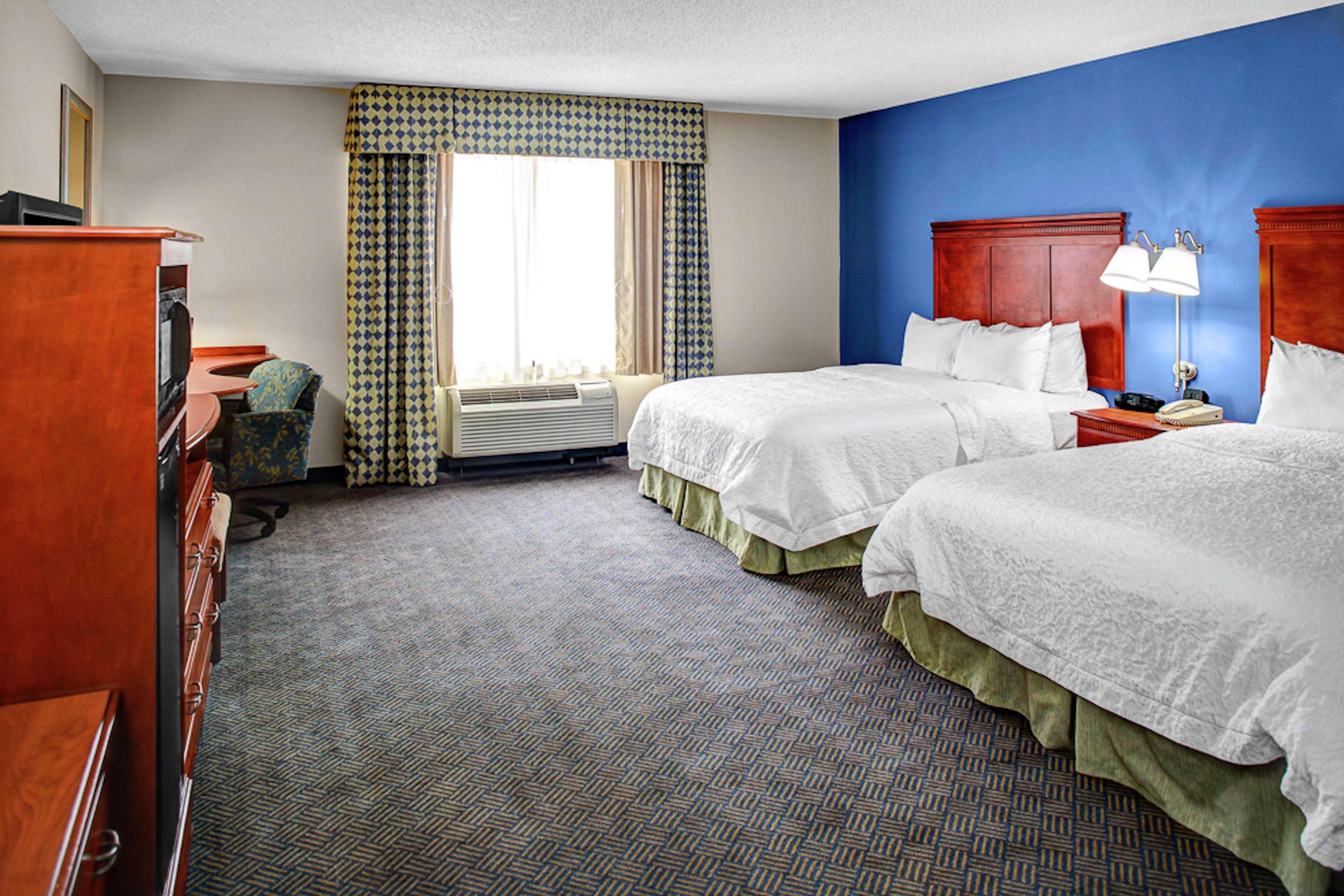 Hampton Hotel 3*